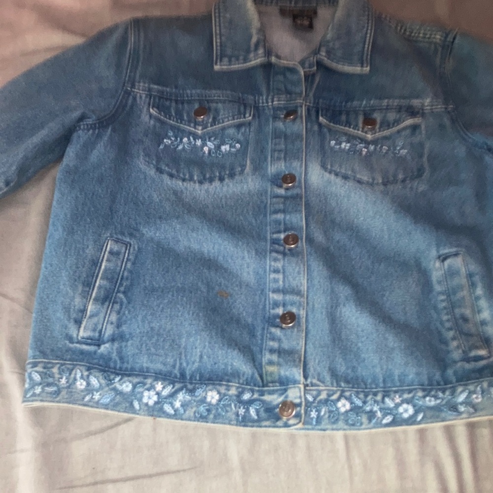 Women’s jean jacket